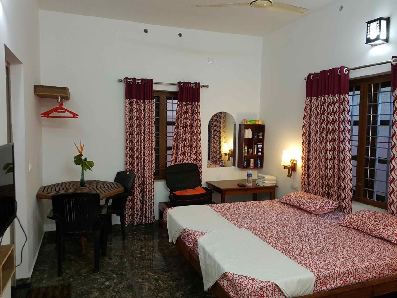 Southcanal Holidays Alappuzha Eksteriør bilde